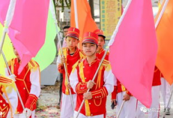 动态美女视频,美女视频中的时尚风采瞬间捕捉